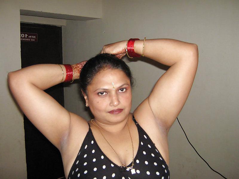 19P Indian aunty 98