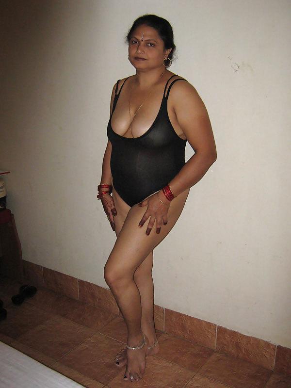 19P Indian aunty 98