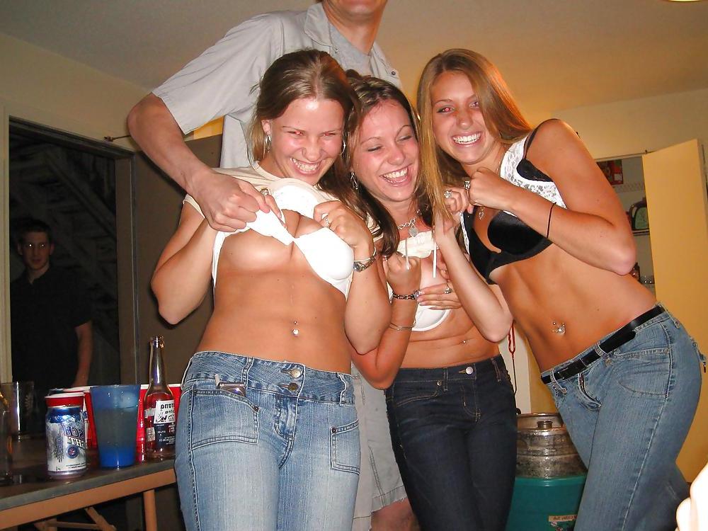 25P Bra Babes 55
