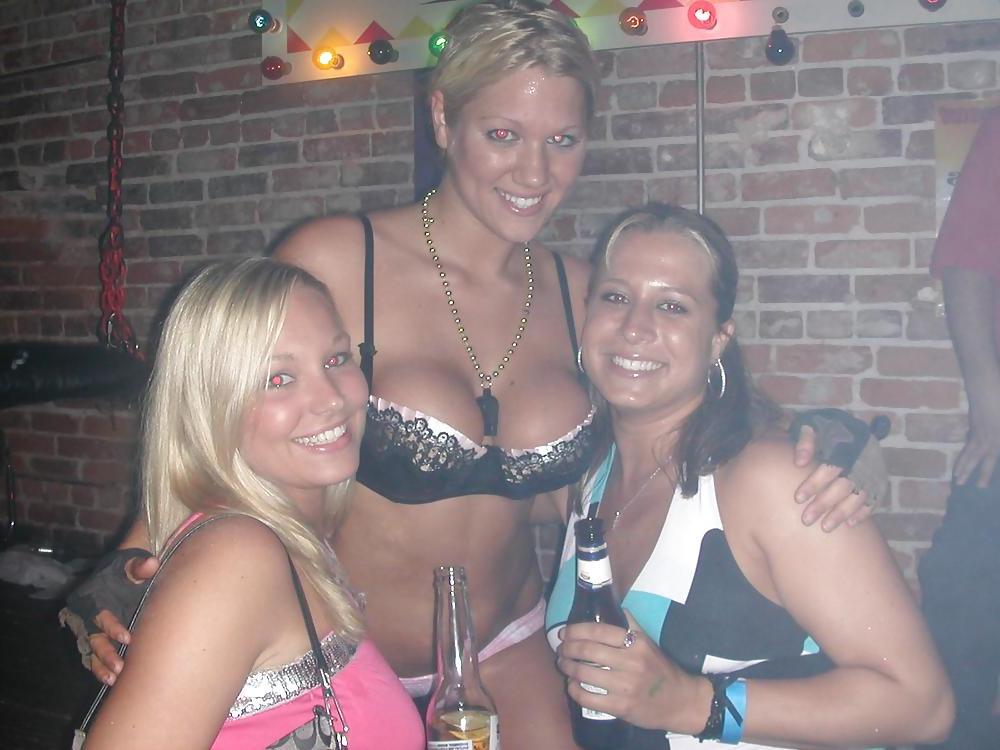 25P Bra Babes 79