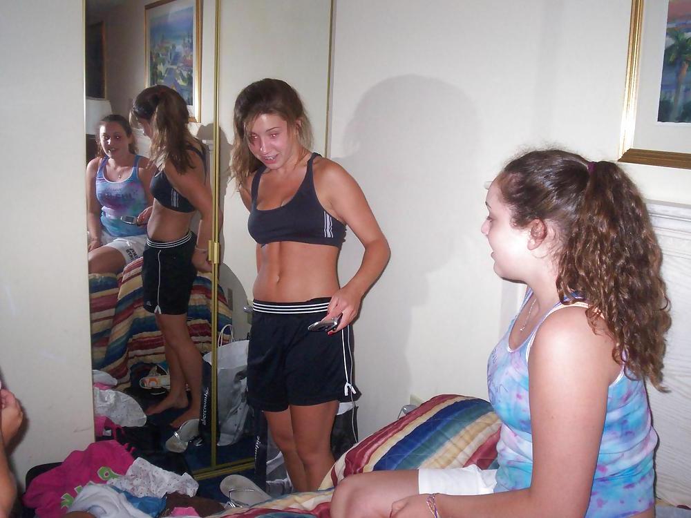 25P Bra Babes 70