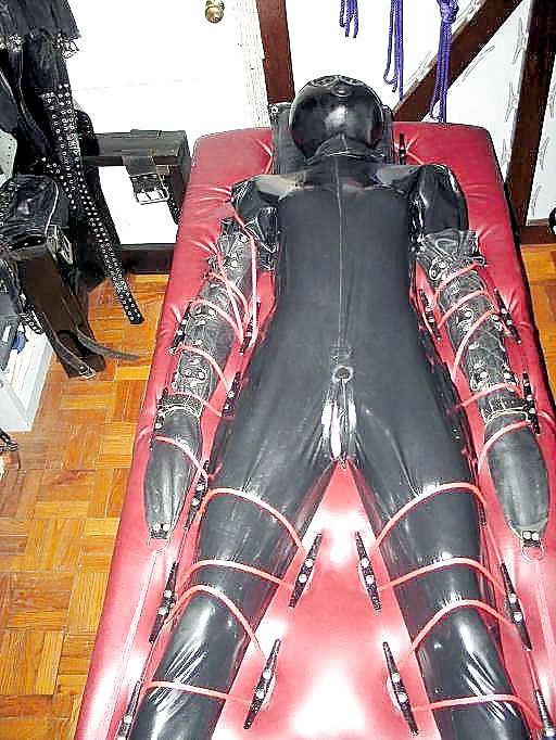 22P STEFFY'S alter ego ....The male Rubber Bondage sub 