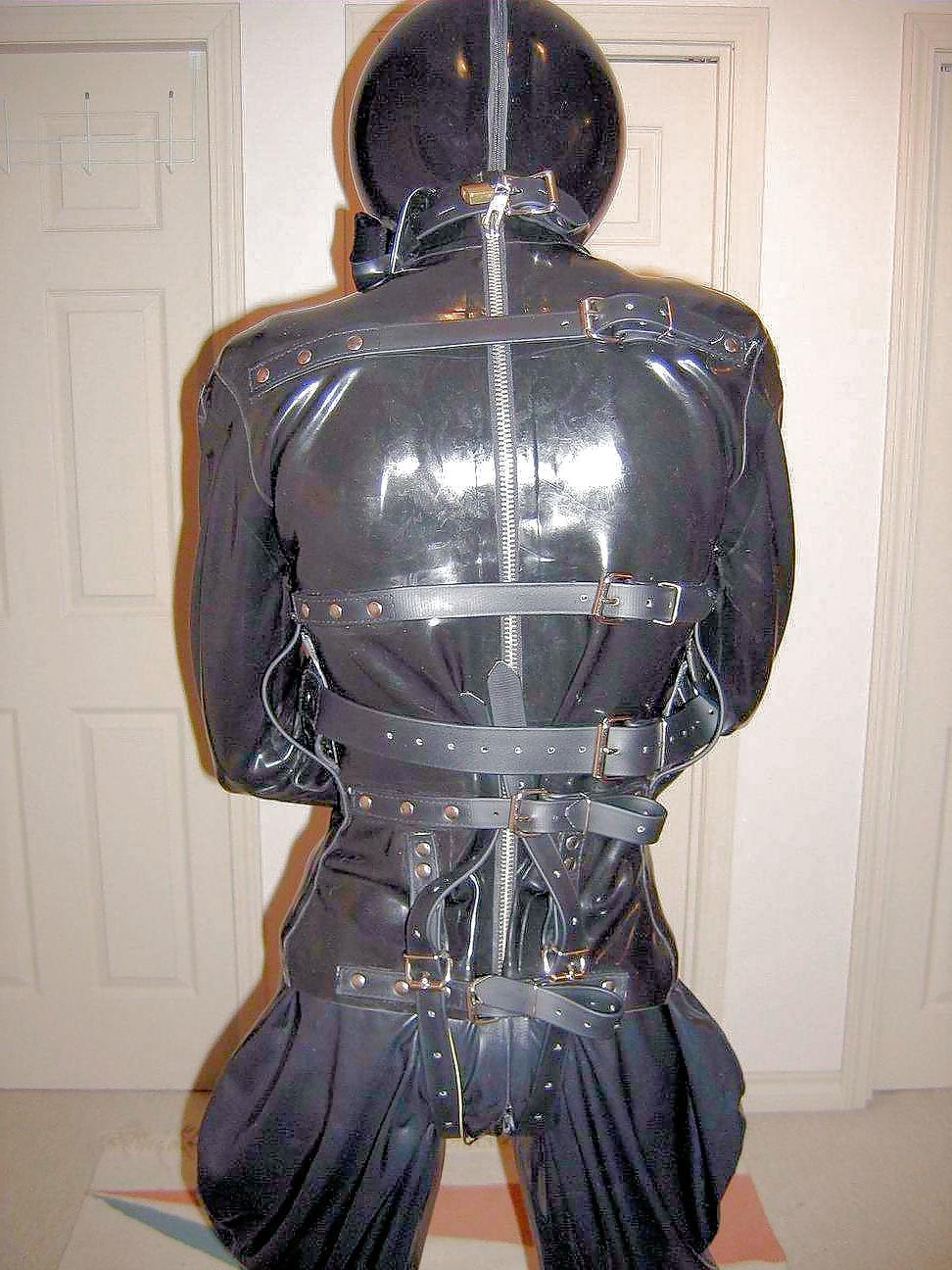 22P STEFFY'S alter ego ....The male Rubber Bondage sub 