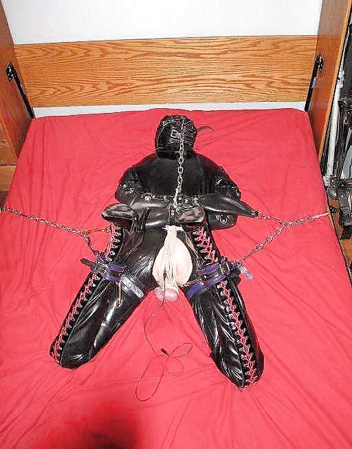 22P STEFFY'S alter ego ....The male Rubber Bondage sub 