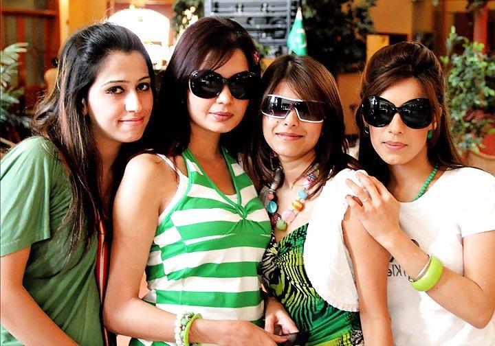 17P Indian delights, Who Would You Fuck & How?