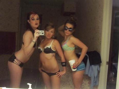 25P Bra Babes 40