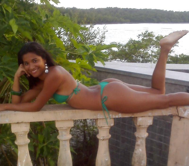 25P Indian Desi Babes 50 of The Best Indians 