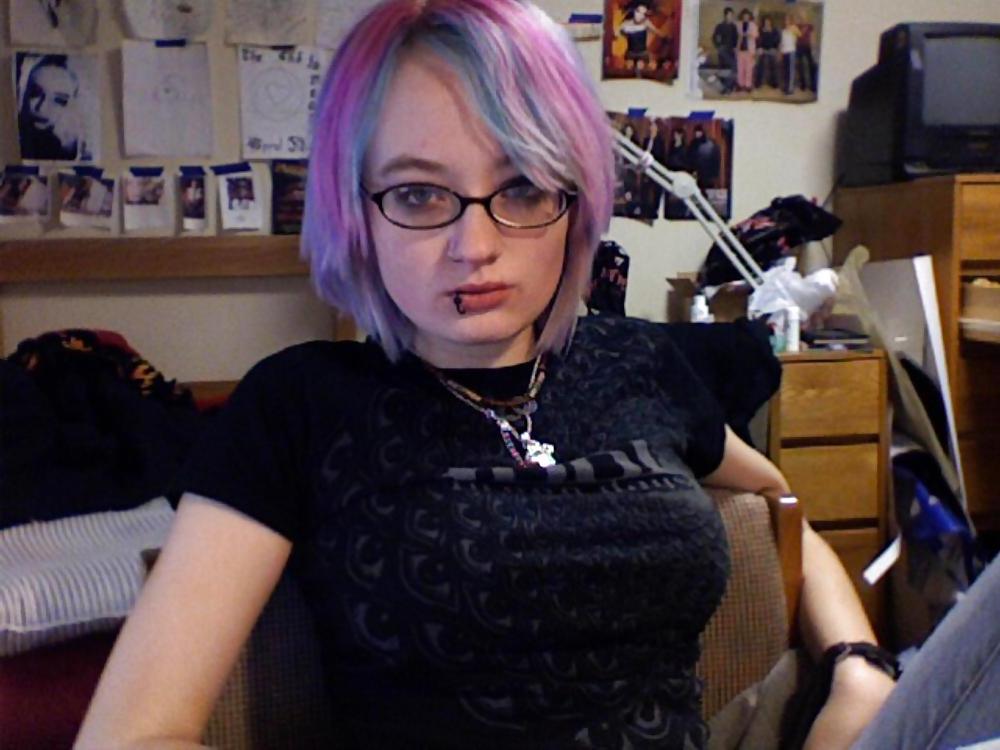 25P Stolen Pics - Busted Emo Slut Part 2