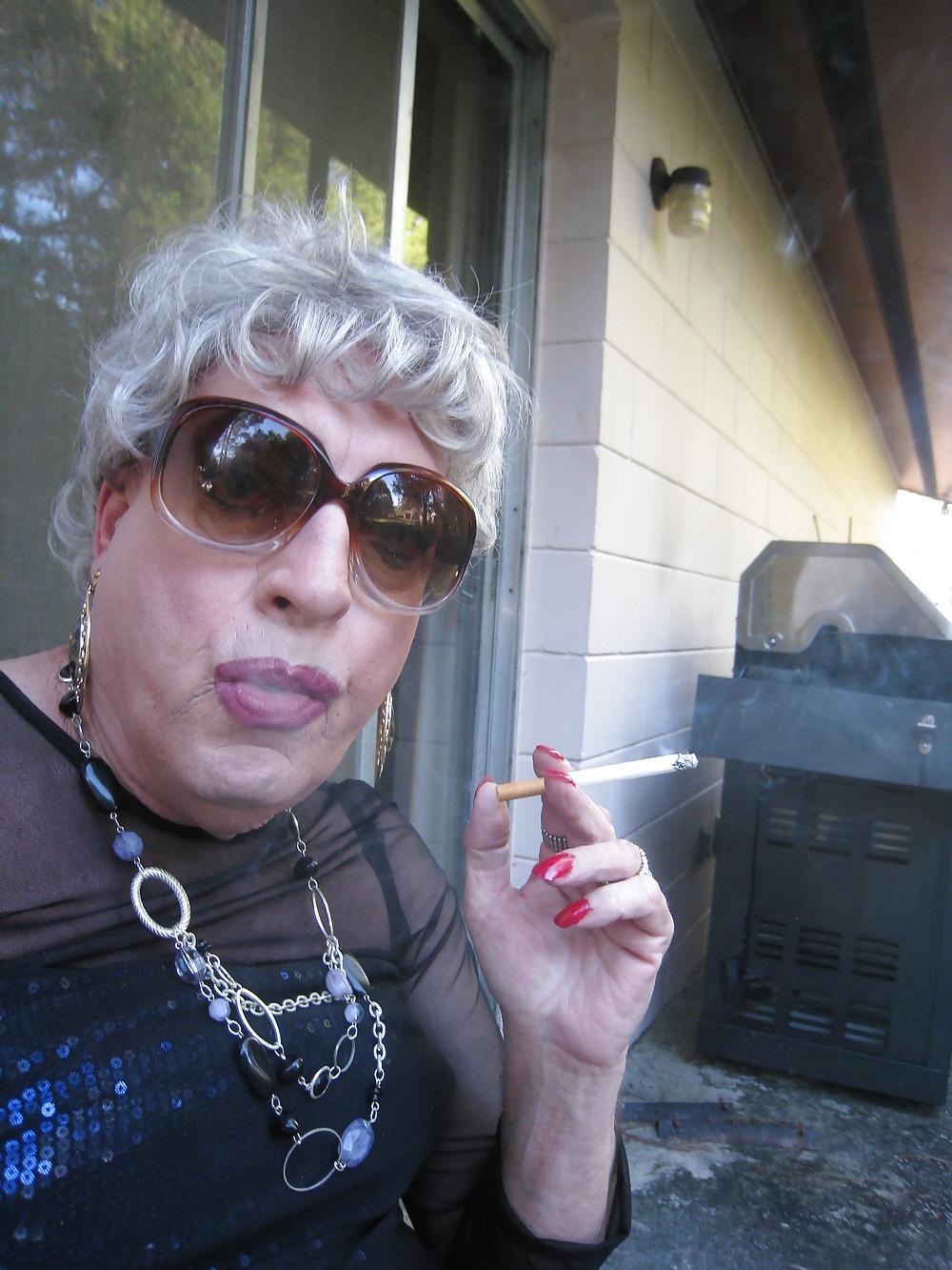 15P I DO have a smoking fetish!