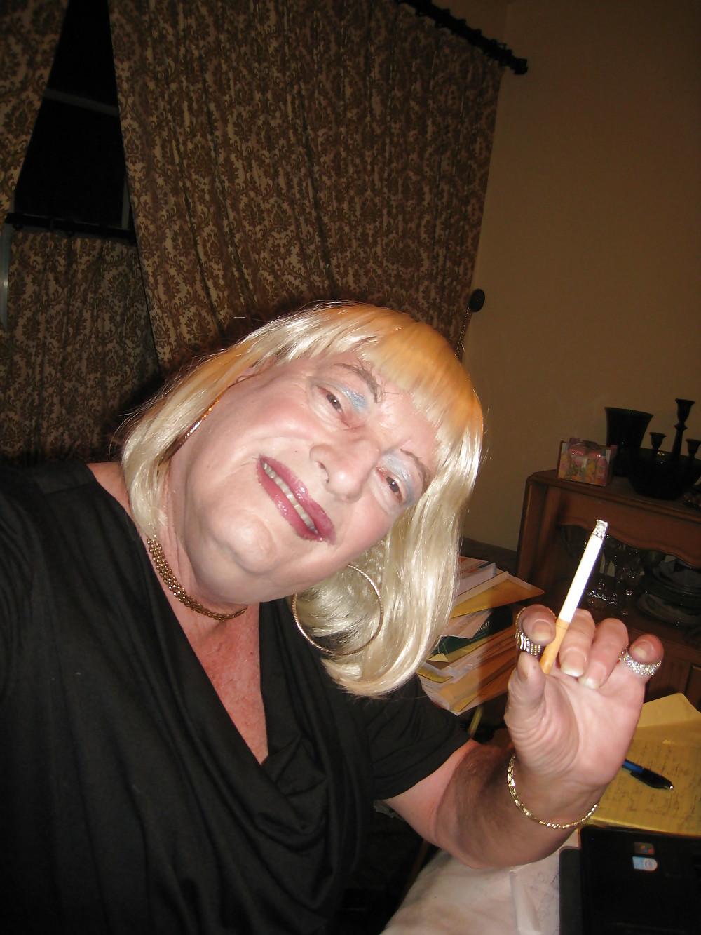 15P I DO have a smoking fetish!
