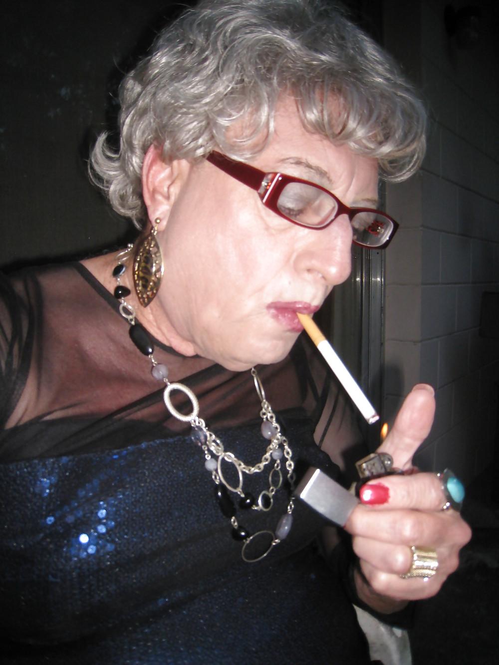 15P I DO have a smoking fetish!