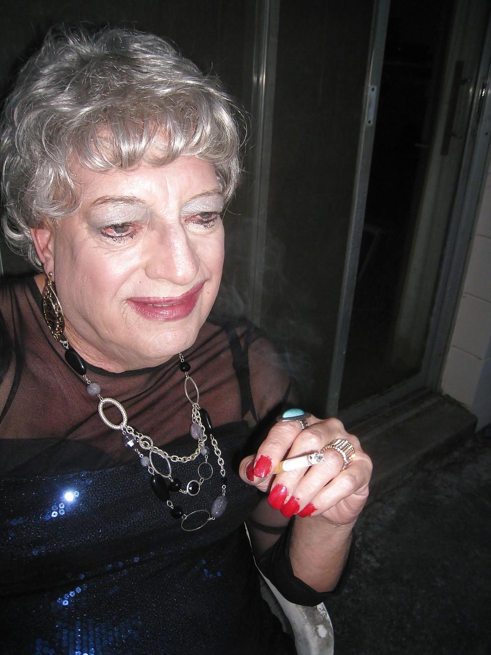 15P I DO have a smoking fetish!