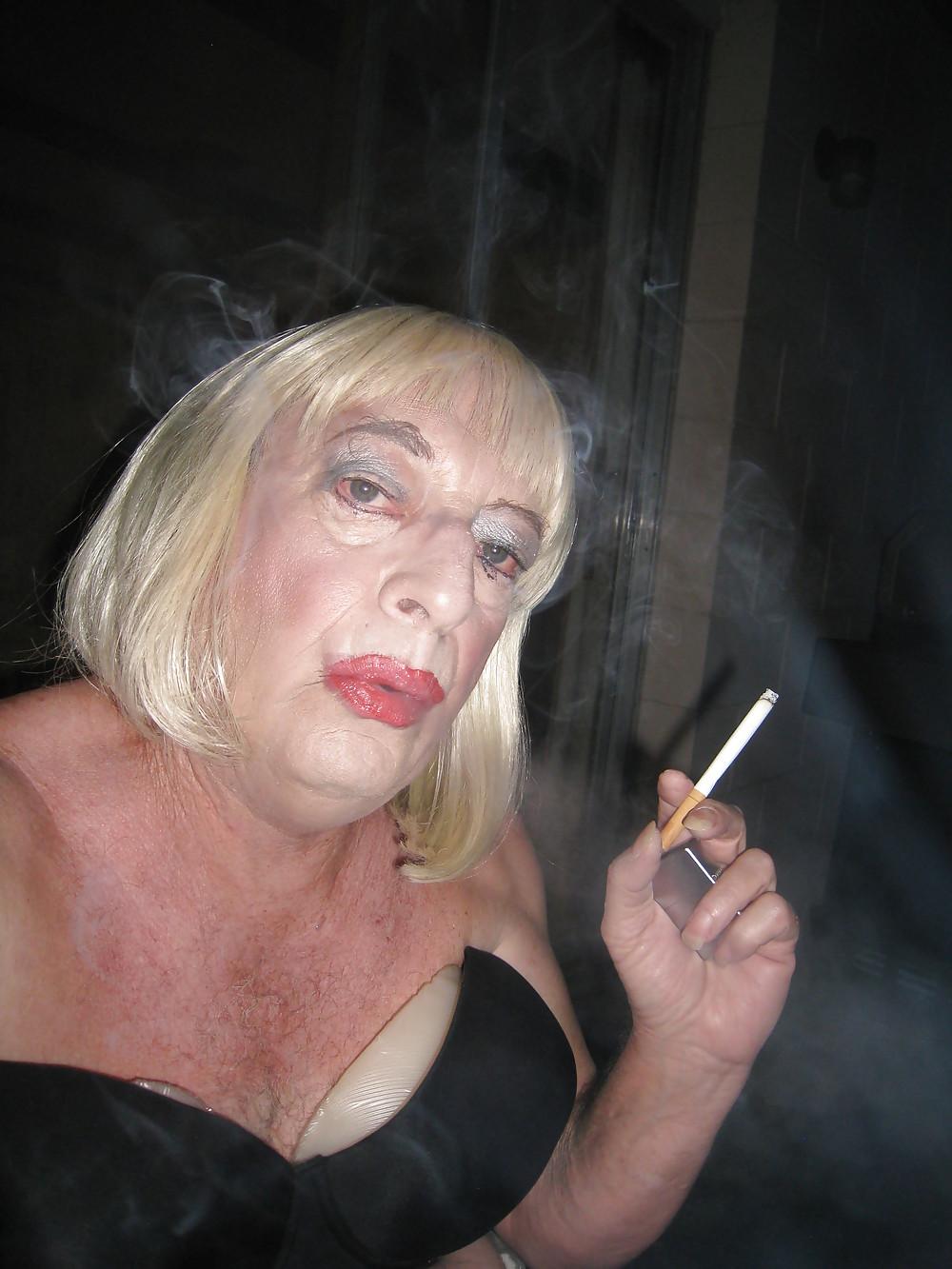 15P I DO have a smoking fetish!