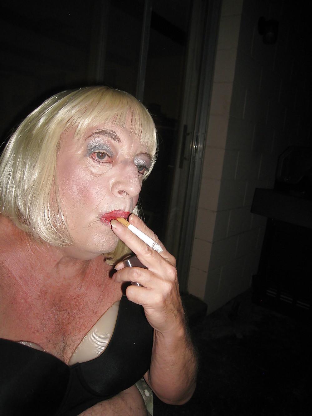 15P I DO have a smoking fetish!