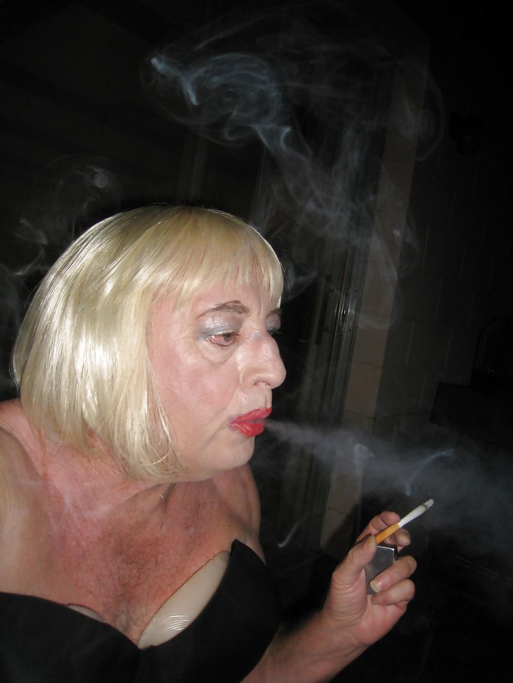 15P I DO have a smoking fetish!