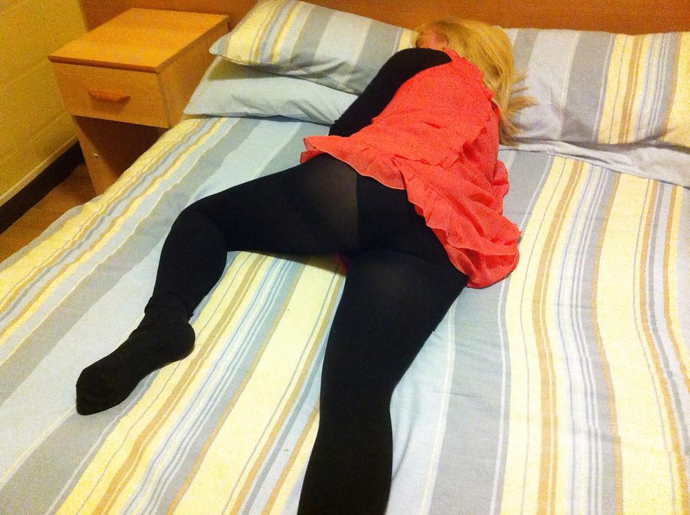 8P My Blonde swinger wife...caught by surprise