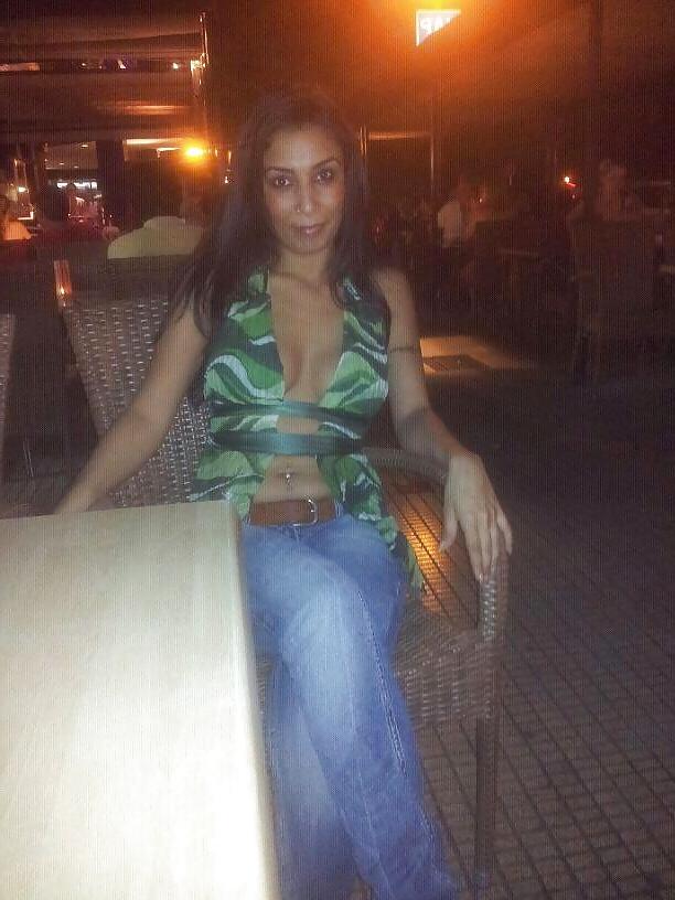 25P Arab persian slut Ronak degrade and comment 