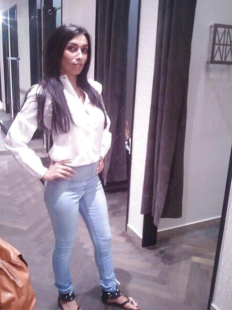 25P Arab persian slut Ronak degrade and comment 