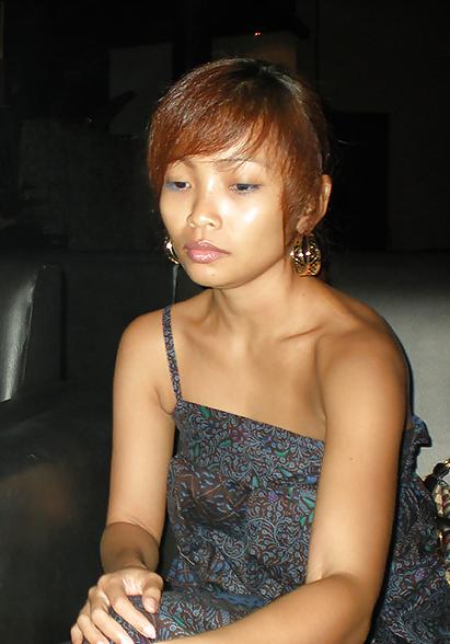 16P Vita Dewi Indonesian muslim slut from Yogyakarta 