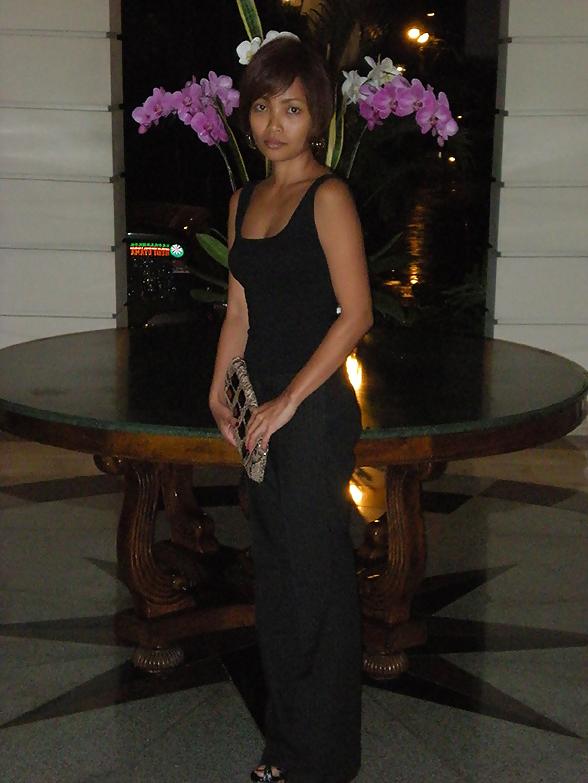 16P Vita Dewi Indonesian muslim slut from Yogyakarta 