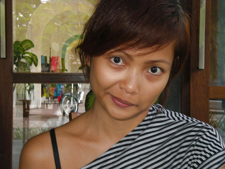 16P Vita Dewi Indonesian muslim slut from Yogyakarta 