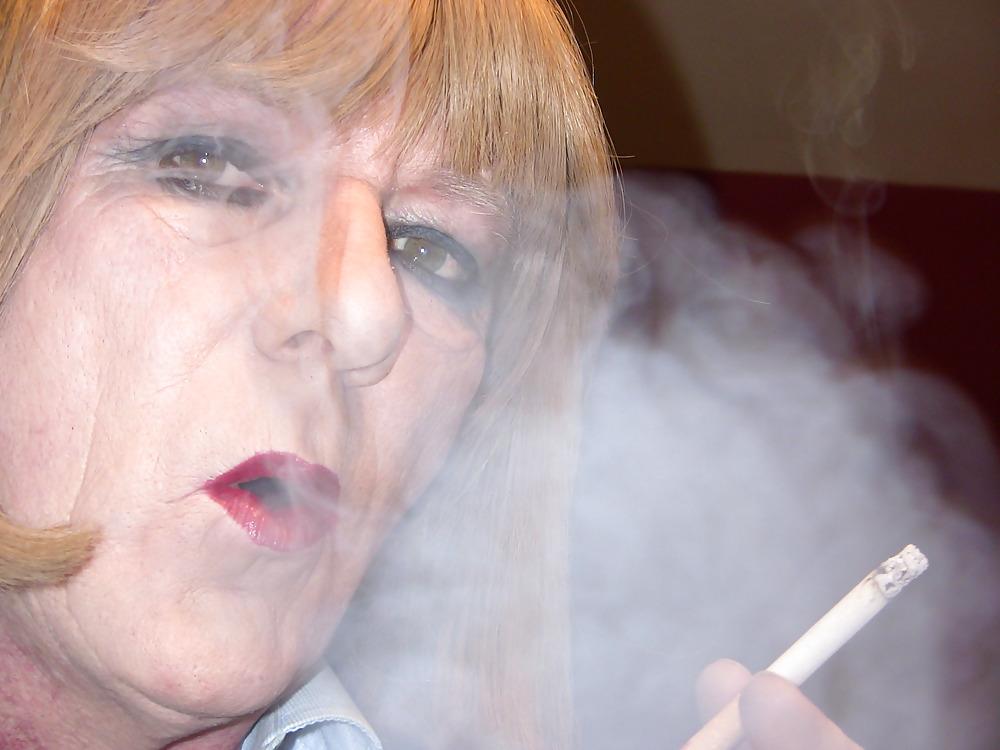6P Fetisch rauchende Samantha