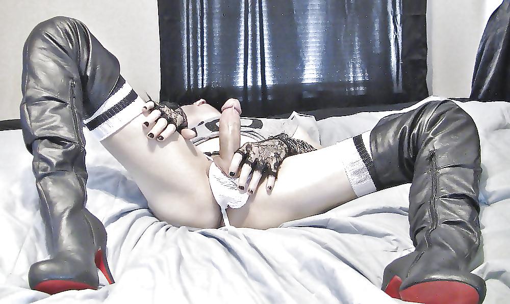 25P Gothic Brat In My Slut Boots & Long Sport Socks 