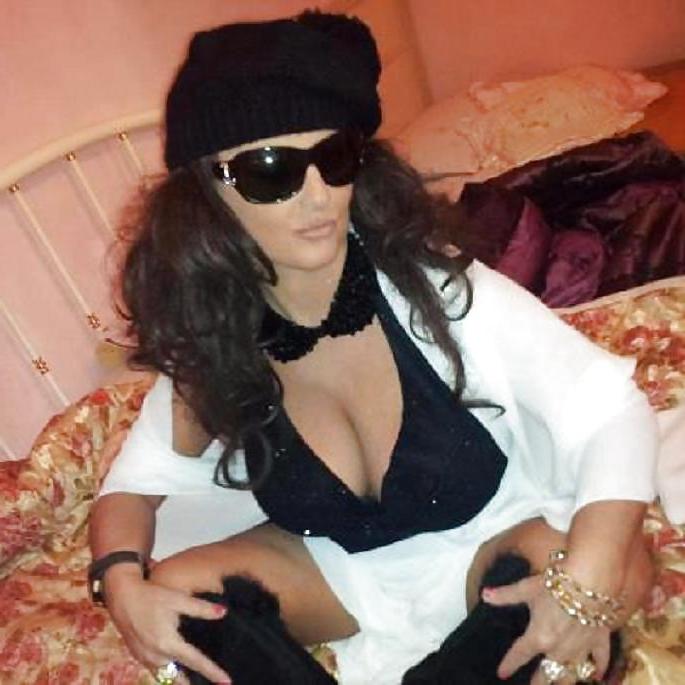 15P Italian milf: isabella