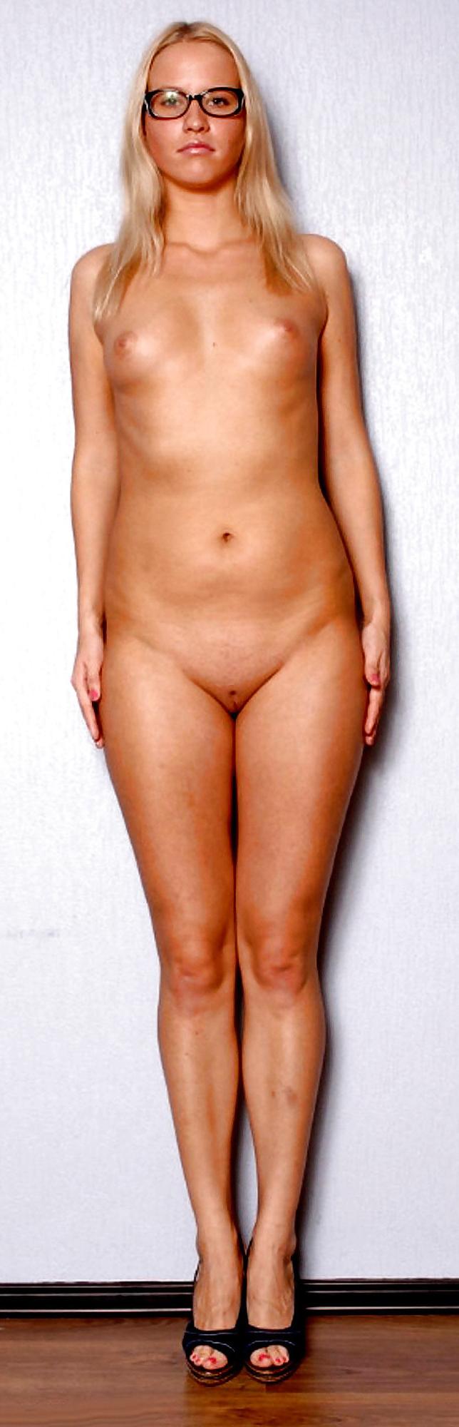 24P Full frontal casting (blondes)