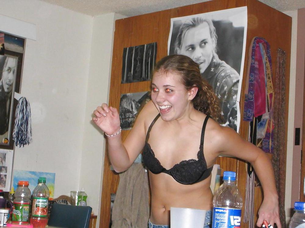 25P Bra Babes 61