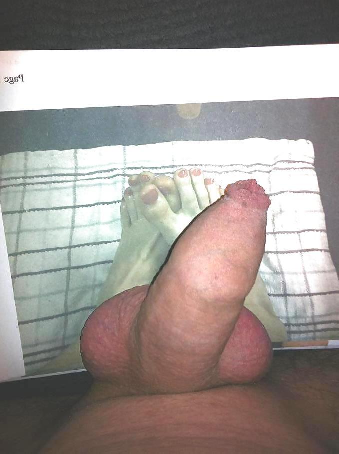 5P Small cock for sexy feetf for comments