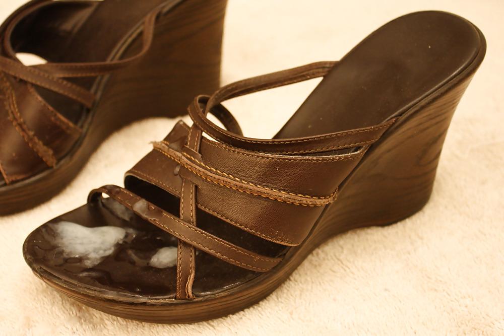 8P Sperm on Girlfriend Brown Sandals