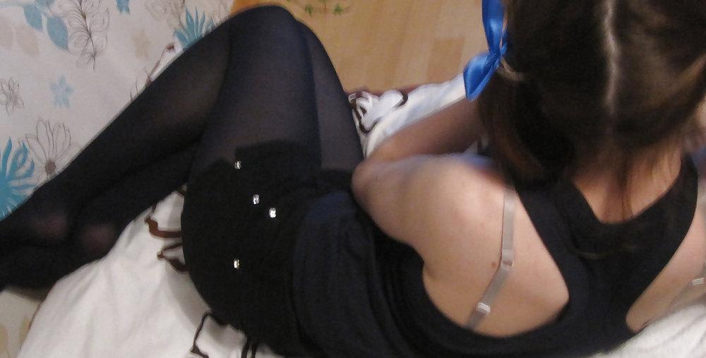 4P Stepdaugther in black pantyhose after sport 