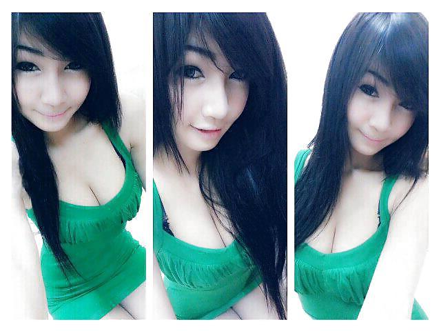 18P Hot Asian Babes 5