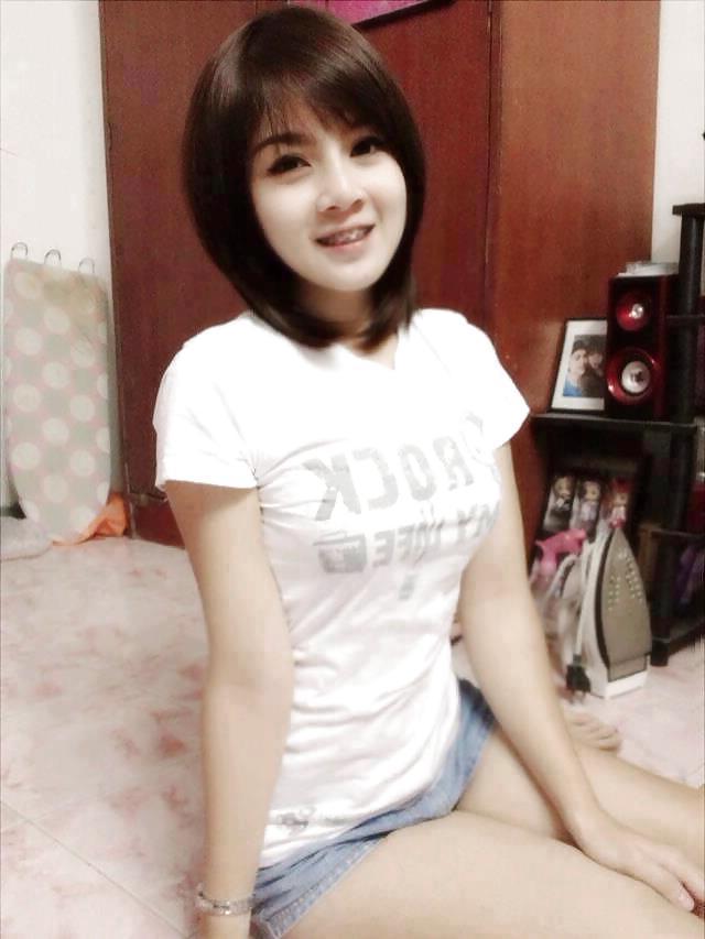 18P Hot Asian Babes 5