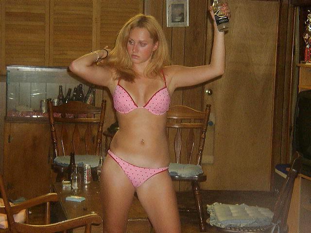 25P Bra Babes 35