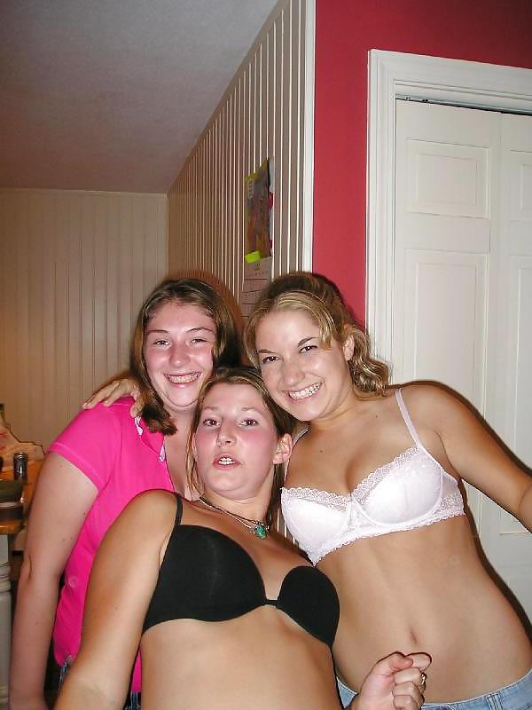 25P Bra Babes 37