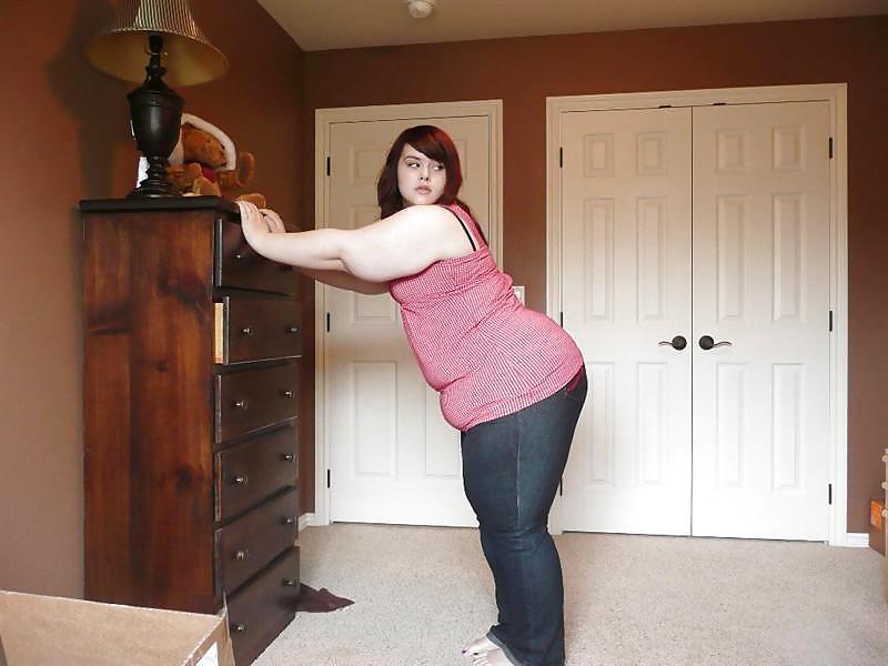 25P From Chubby, through Thick, to Big - Beautiful Women 01