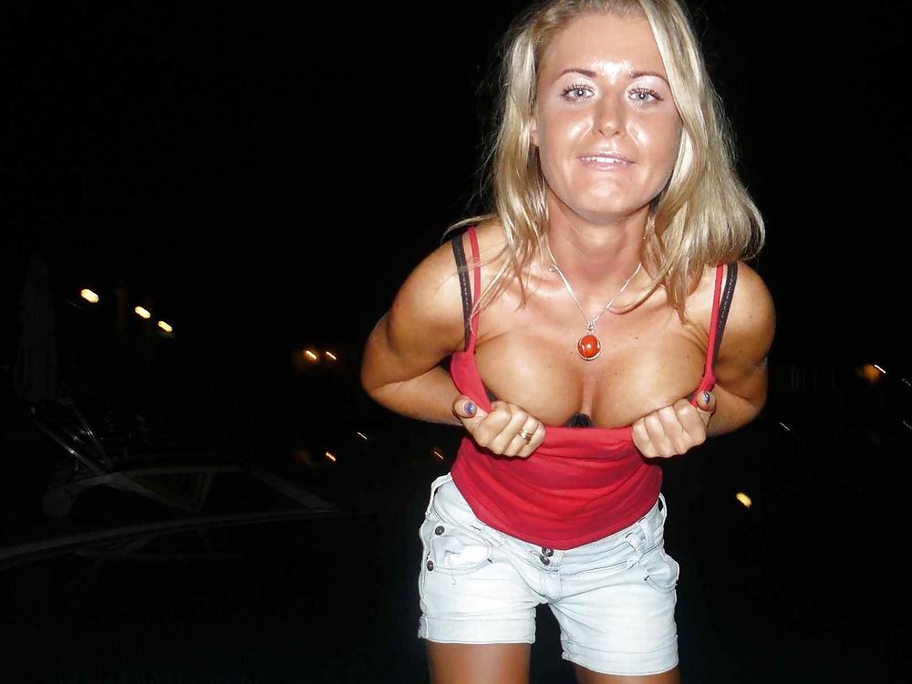 25P High Class MILF MIX #1 (NoN-Porn) by DarKKo