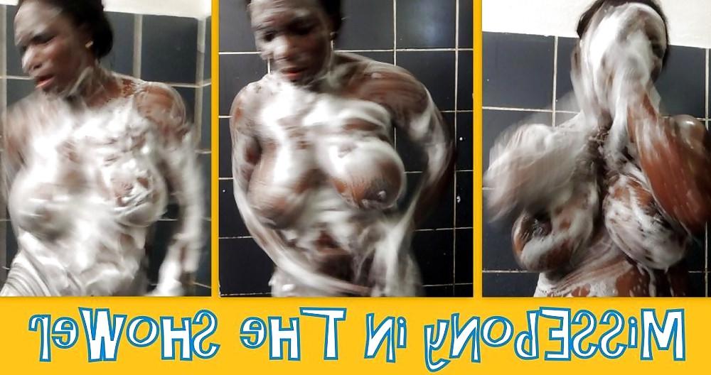 10P Miss Ebony #19 Shower