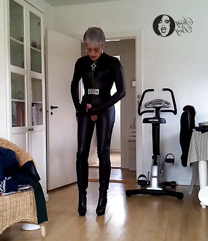 18P Sissy sexy leather catsuit