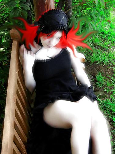 25P Goth Emo Babe