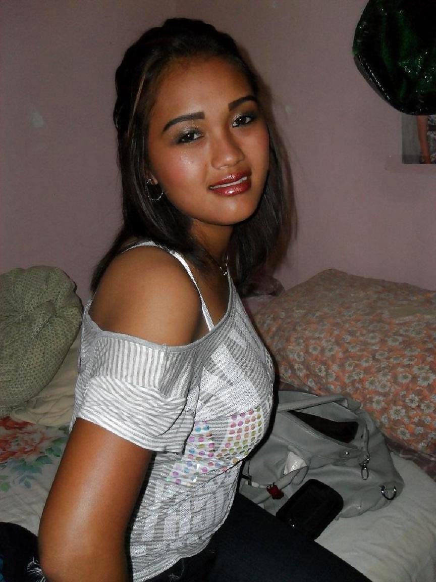 4P Indonesian Sluts For Cum & Comments