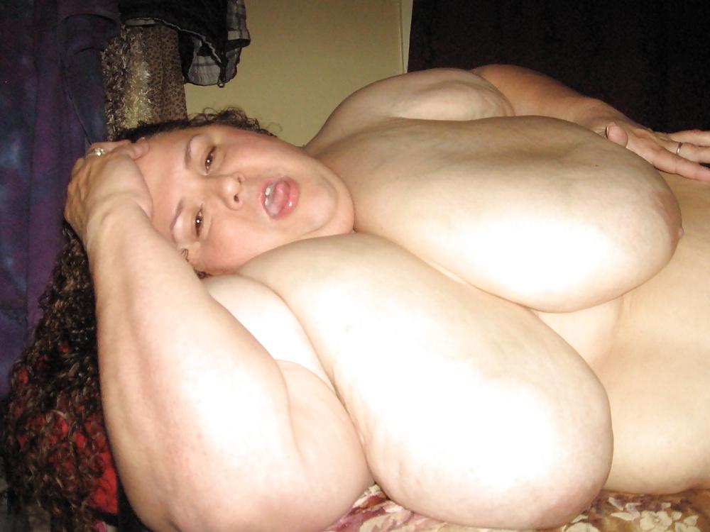 11P Huge boobs ssbbw