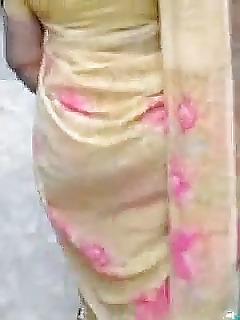 25P Indian Mature Aunty Ass
