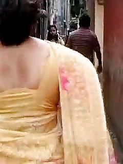 25P Indian Mature Aunty Ass