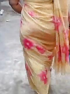 25P Indian Mature Aunty Ass