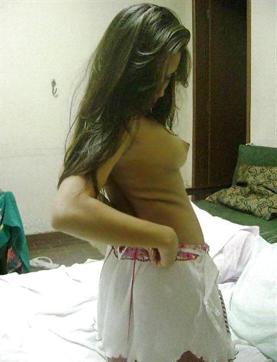 25P Arab & Paki Babes