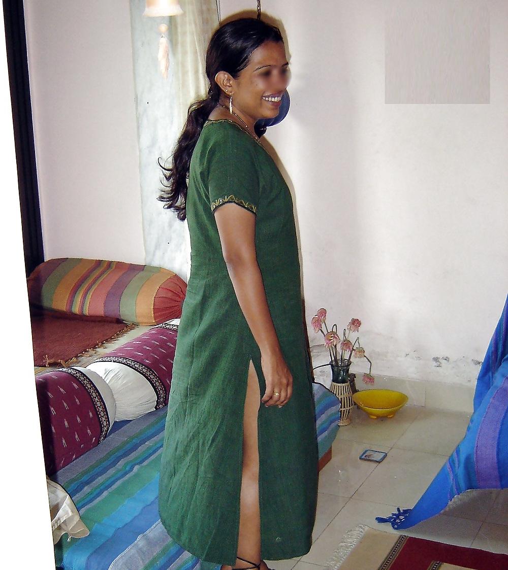 13P Indian aunty 100