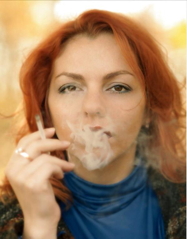 21P Redheads Smoking 